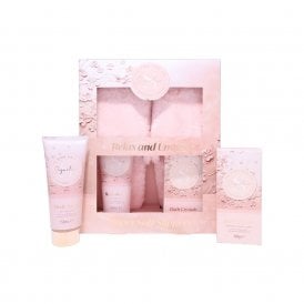 Kind Slipper Gift SetA Pair Of Slippers, 150ml Body Wash, 100g Bath Crystals