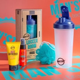 Man'Stuff Locker Room Gift SetProtein Shaker, 75ml Hair & Body Wash, 50ml Body Spray, Body Sponge