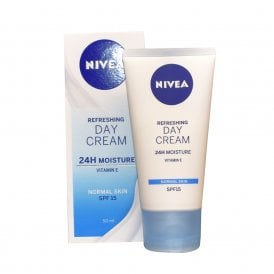 Nivea Refreshing Day Cream For Normal Skin Spf15 50ml